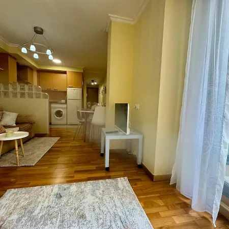 Apt Centro con Terracita Rua Cuba ツ Rias Baixas Rentals