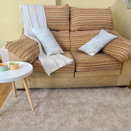 Apt Centro con Terracita Rua Cuba ツ Rias Baixas Rentals Vigo