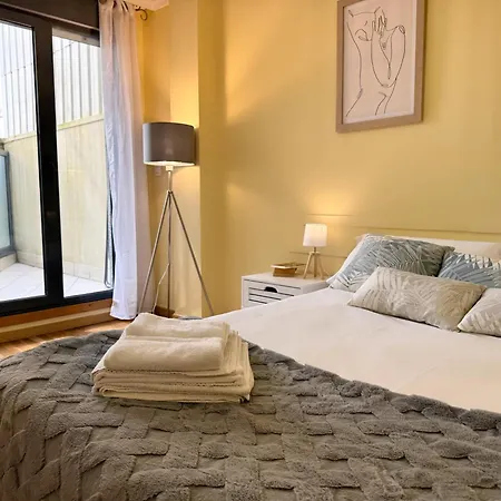 Centro Con Terracita Rua Cuba ツ Rias Baixas * Vigo